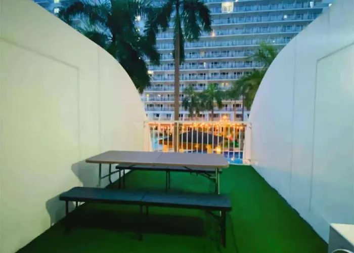 232 1br Big Balcony 2 Queen Size 1-sofa Bed 1single Extra Mattress * Manila